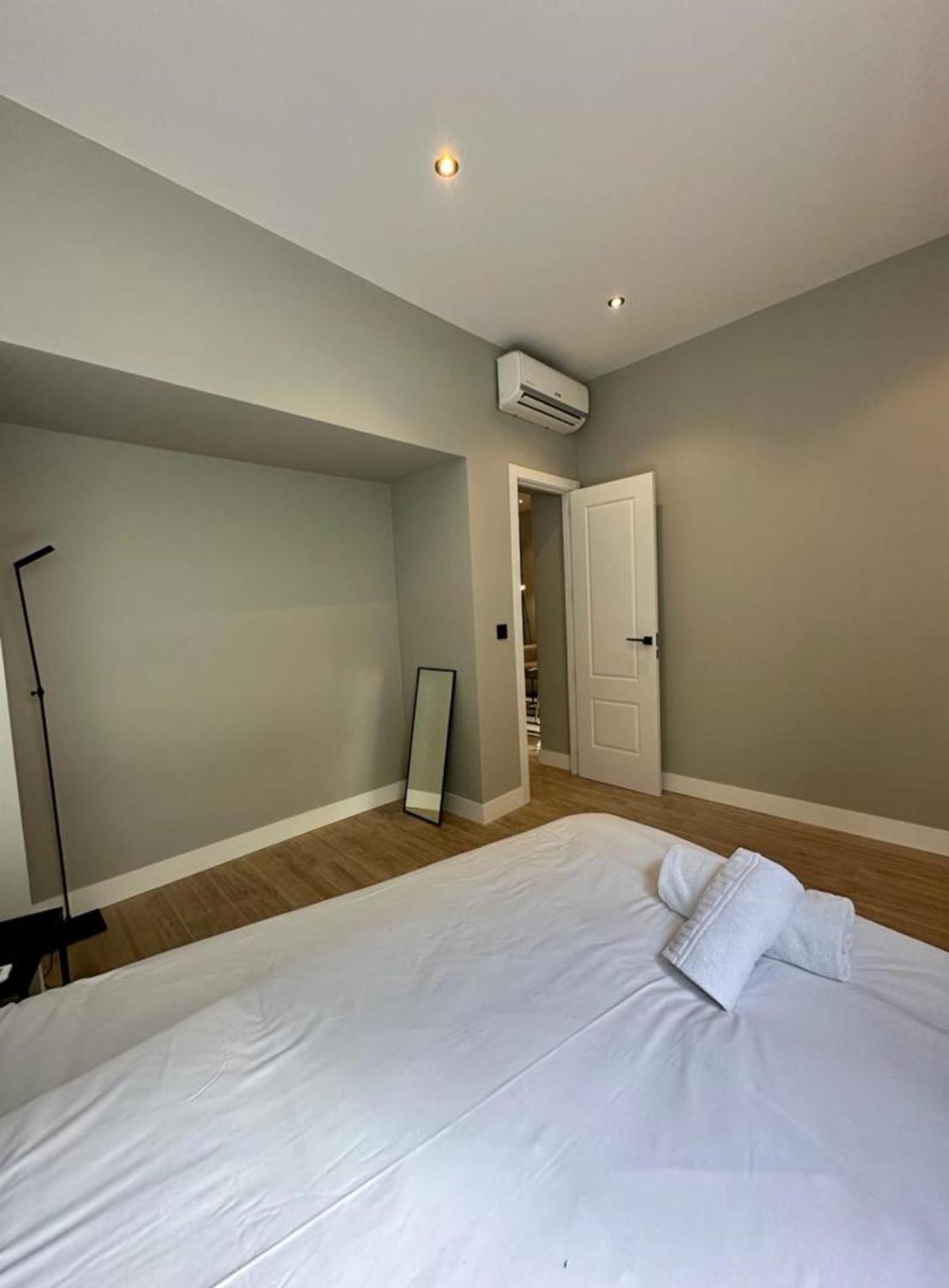 Central Apt De 2Hab Para 5Pax En Calle Silva E2 Madrid Extérieur photo